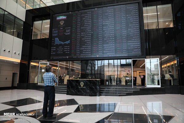 عرضه ۲.۱ میلیون تن کالا در بورس‌؛ سیمان در صدر