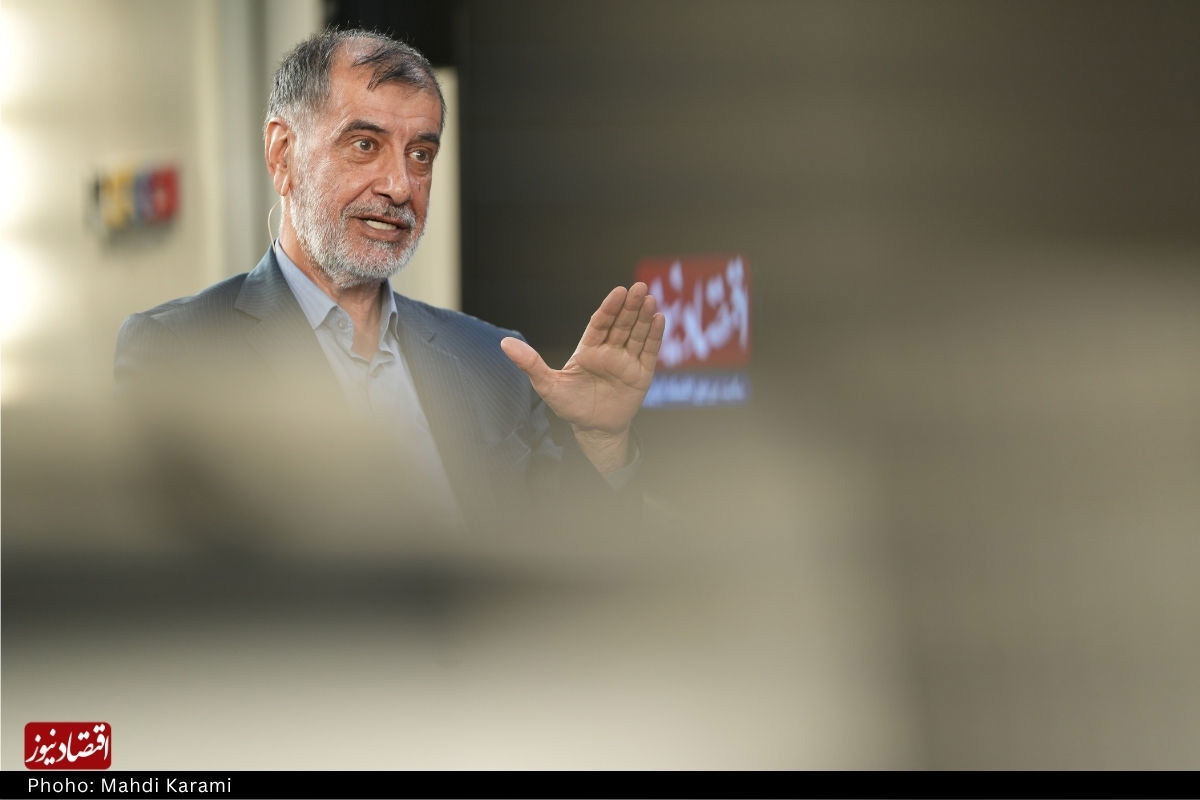 باهنر: هنوز هم برخی شعار «اعدام» می‌دهند/همه این افراد جاسوس نیستند اما گاهی حرف دشمن را تکرار می‌کنند