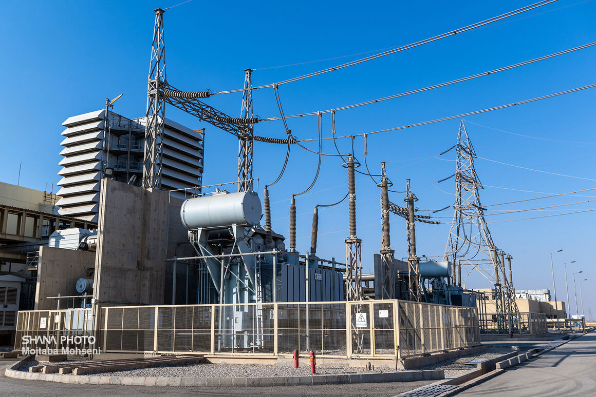 نقش‌آفرینی نیروگاه غرب کارون در تأمین انرژی صنایع پتروشیمی