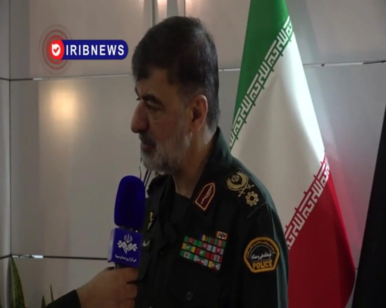 سردار وحیدی: دشمن تسلیم شدن ایران را به گور می برد/ فرمانده کل ارتش: تقاص خون امام شهید را خواهیم گرفت/ سردار رادان: قدرت نیروهای مسلح به رخ دنیا کشیده شد +فیلم