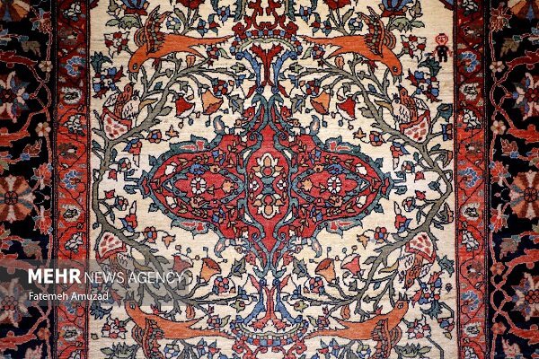 تعهد ارزی صادرات فرش دستباف اصلاح می‌شود