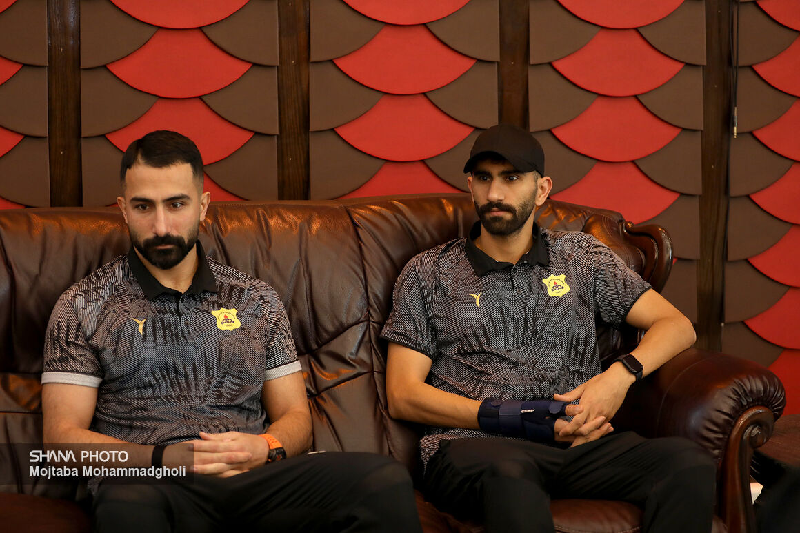 بازار آریا