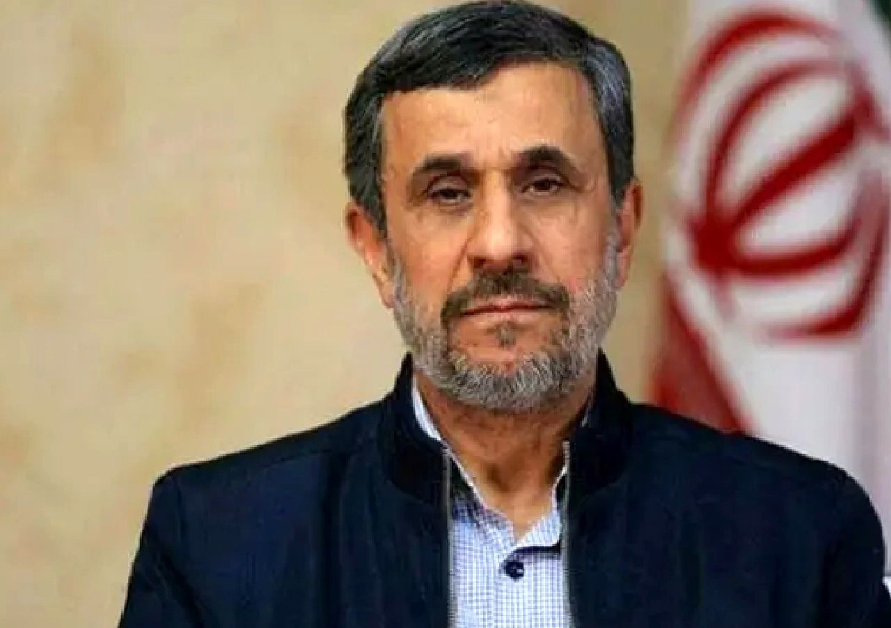 احمدی‌نژاد به سفارت قطر در تهران رفت+ عکس