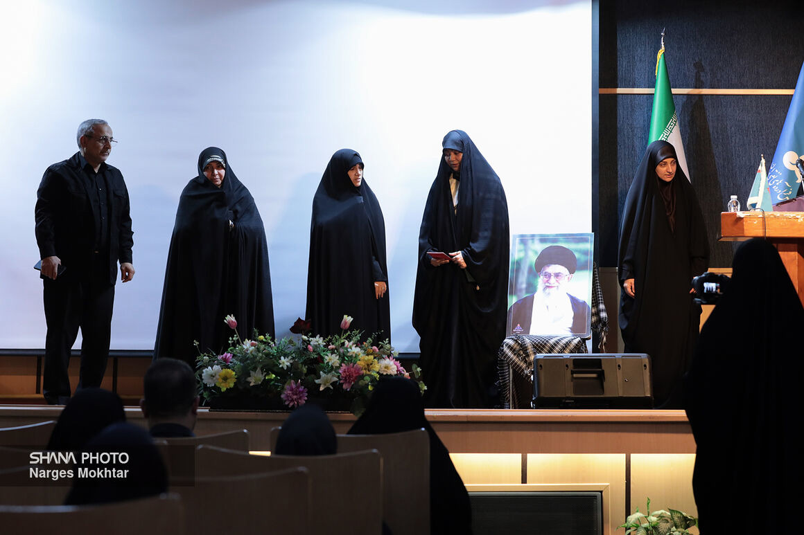 سومین همایش ایران بانو برگزار شد