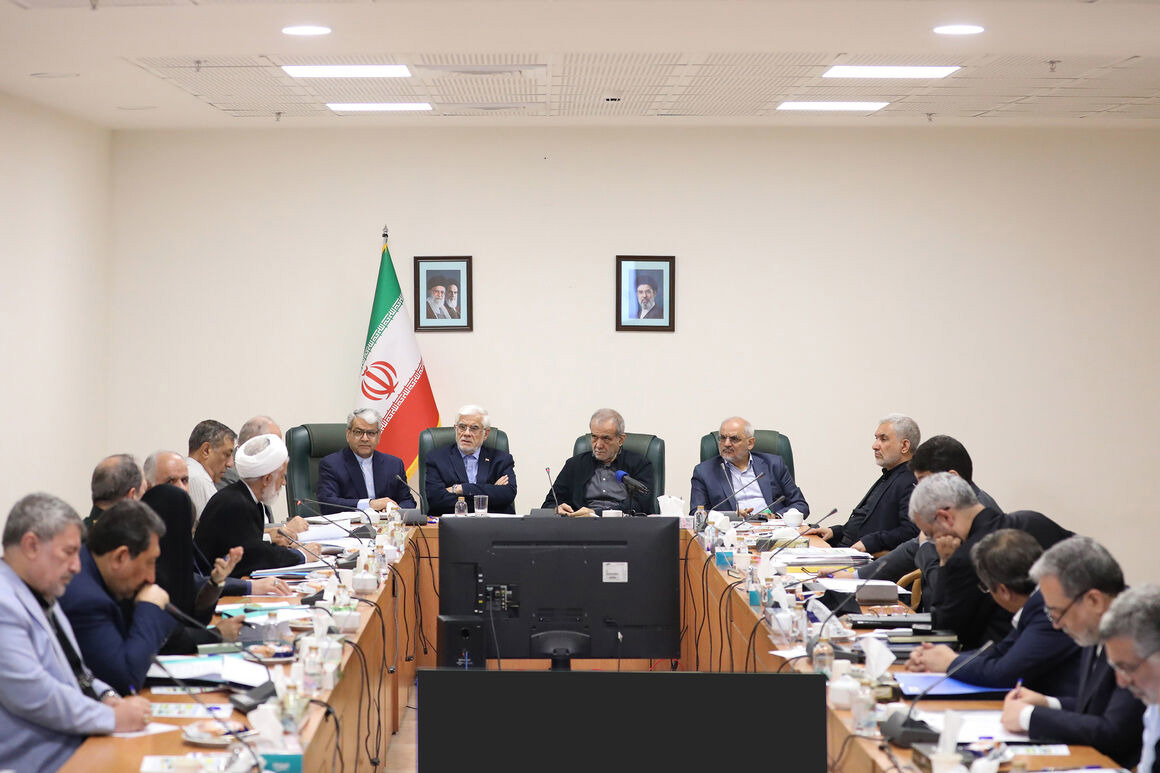 بررسی گزارش آخرین اقدام‌های دولت در بازسازی مناطق آسیب‌دیده از جنگ
