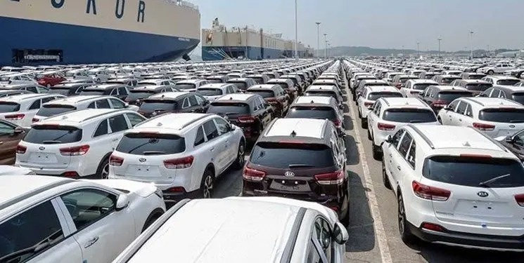 مشکل اصلی واردات خودرو کمبود ارز است/ واردات خودرو می‌تواند در تنظیم قیمت خودرو موثر باشد