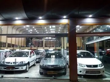 تاثیر کاهش قیمت دلار در بازار خودرو