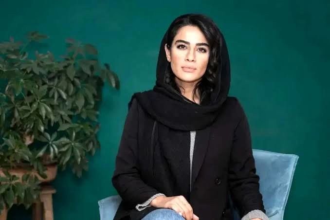 خواننده زن ایرانی به ۴ سال حبس محکوم شد
