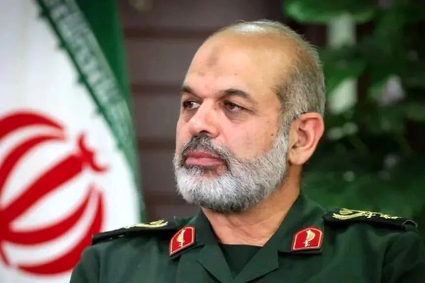 سردار وحیدی: ارتش و سپاه، پوزه آمریکا را به خاک مالیدند/ ترامپ برای دستاوردسازی به دروغ و فریبکاری متوسل شده است/ توان نظامی ارتش ایران، فراتر از تصور دشمن است