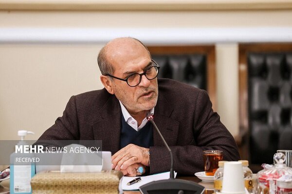 نمی‌توان اقتصاد جنگ را با قوانین دوران صلح اداره کرد