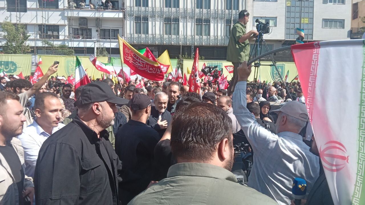 بازار آریا