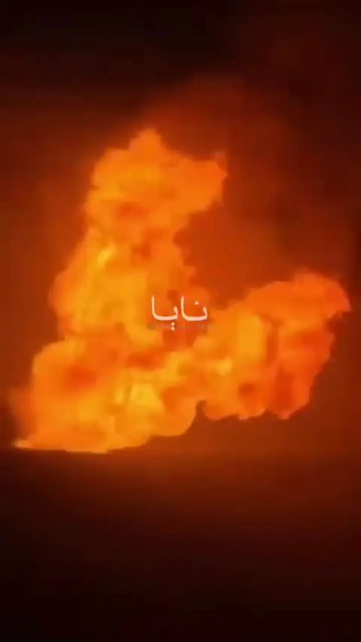 لحظه انفجار شدید در دیرالزور سوریه/ یک خط لوله گاز آسیب دید +فیلم