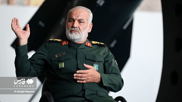 هشدار مقام ارشد سپاه؛ هیچ حمله ای بدون پاسخ نخواهد ماند/ می‌توانیم چندین سال با نرخ فعلی موشک شلیک کنیم