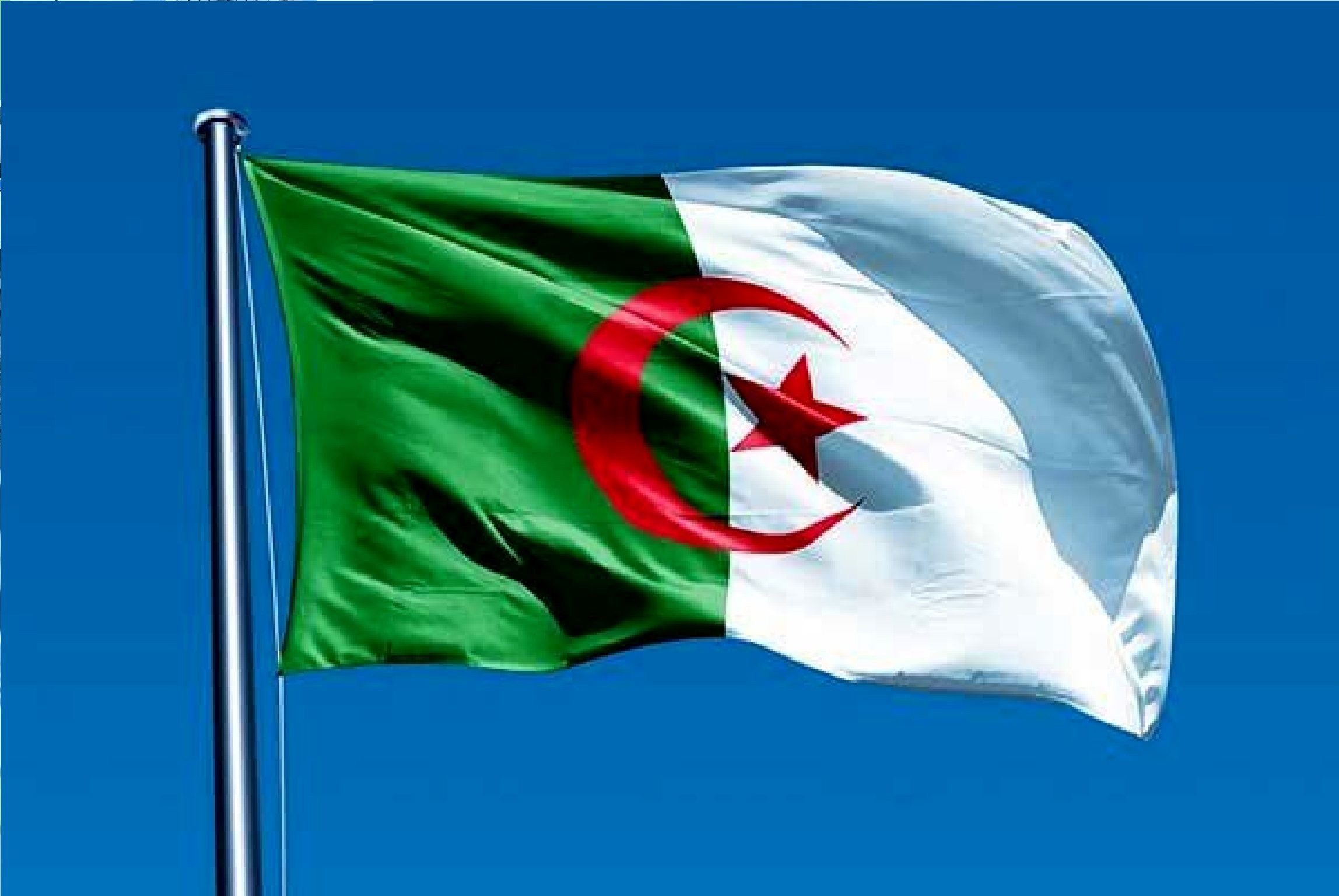 الجزایر برای بازگشایی تنگه هرمز میانجی‌گری می کند؟