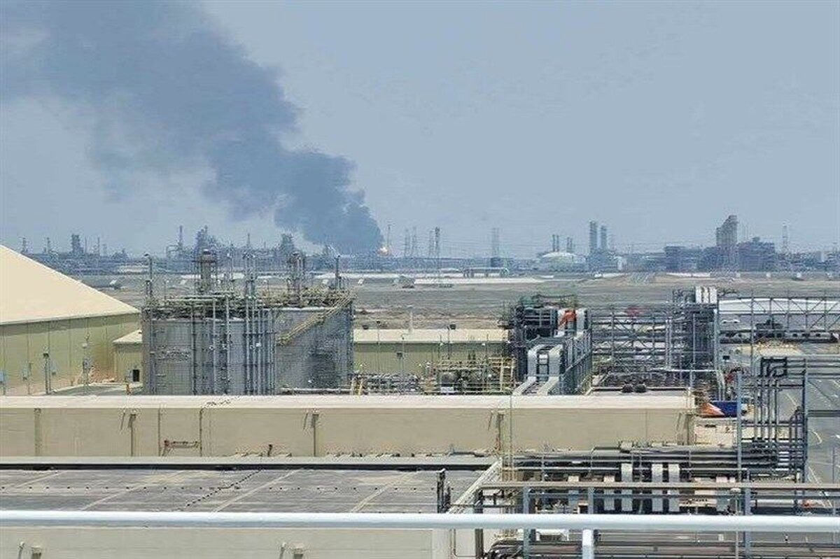 چندین انفجار  شرق و جنوب عربستان را لرزاند